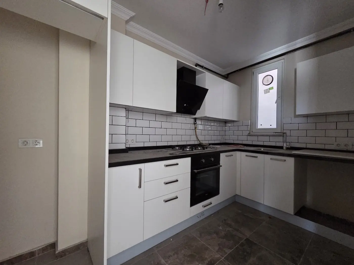 Fitted kitchen